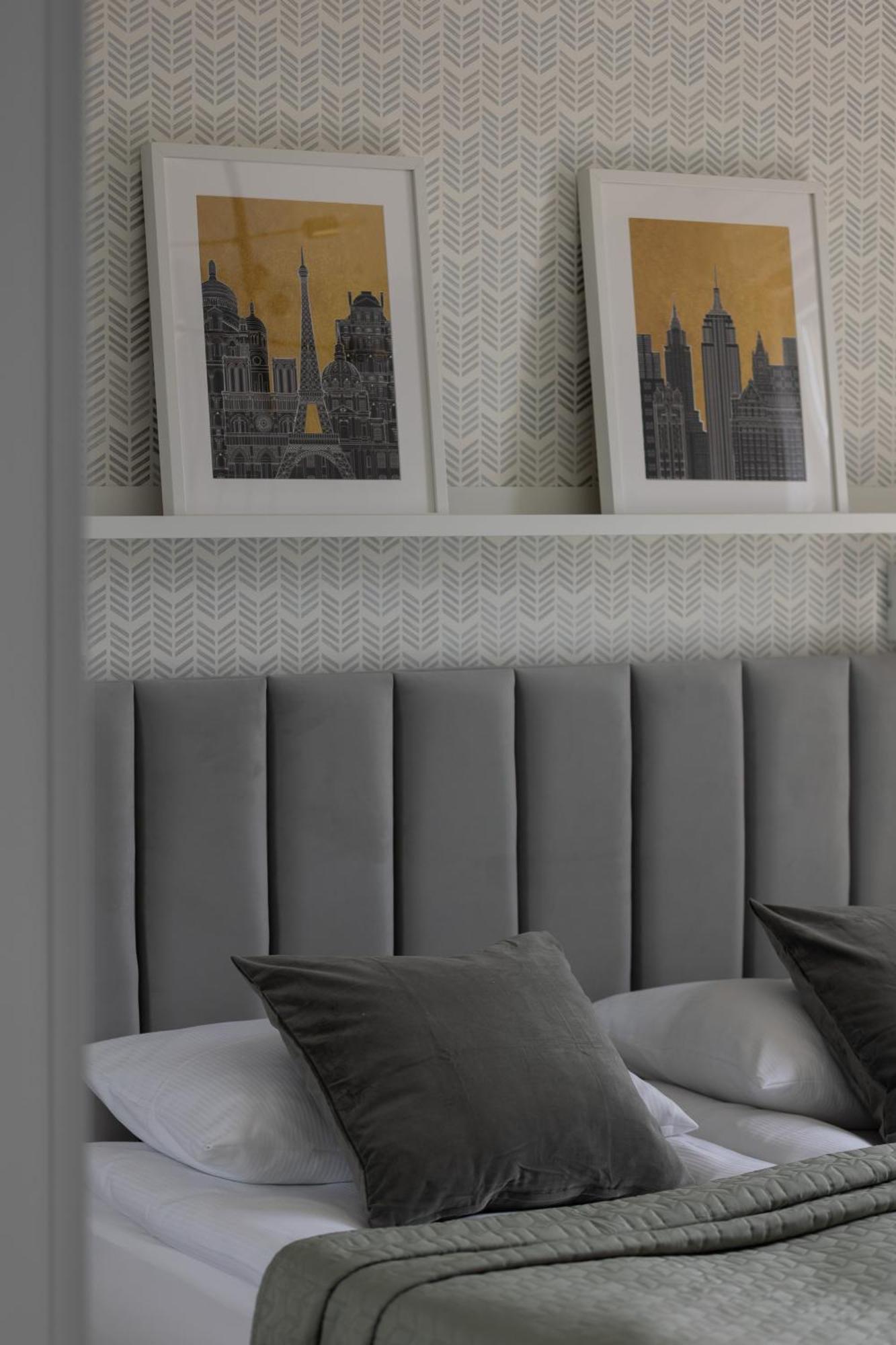 Metro Bielany Apartments By Noclegi Renters Варшава Экстерьер фото